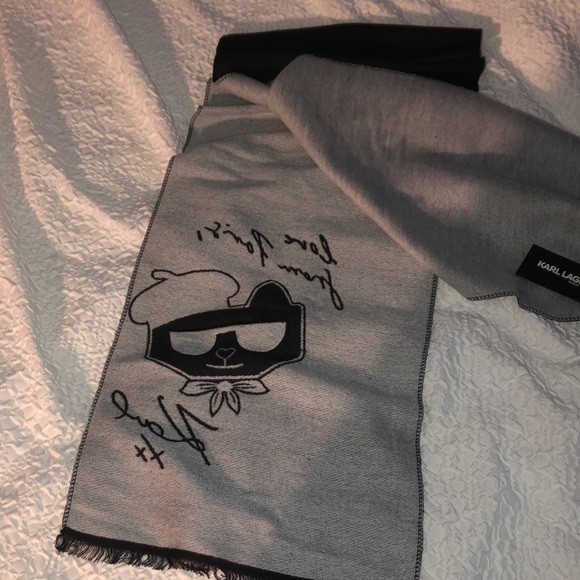 Karl Lagerfeld Black & Gray Rectangular Scarf Studded Eiffel Tower & Choupette - Picture 5 of 16